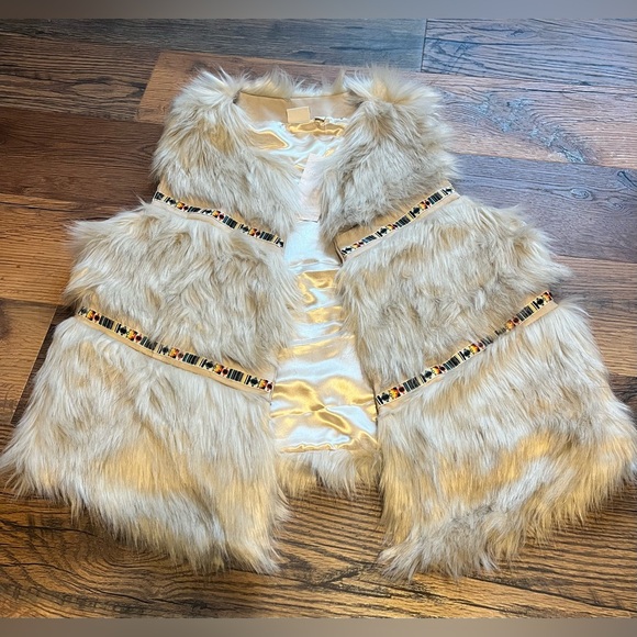 Faux Fur Southwestern Boho Vest • Ivory & Cream • Medium • NWT • New Directions - Picture 2 of 11